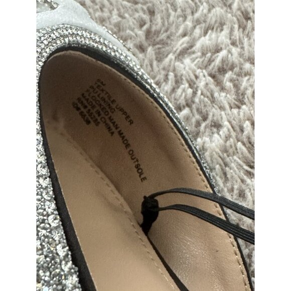 Express Women’s Black Mules Flat  with Bow Detail Size 6 New - Picture 9 of 14